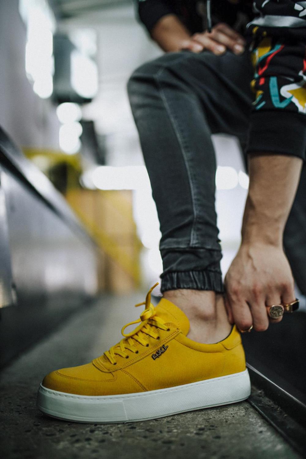 unisex sneakers on fbazaar 1-year warranty