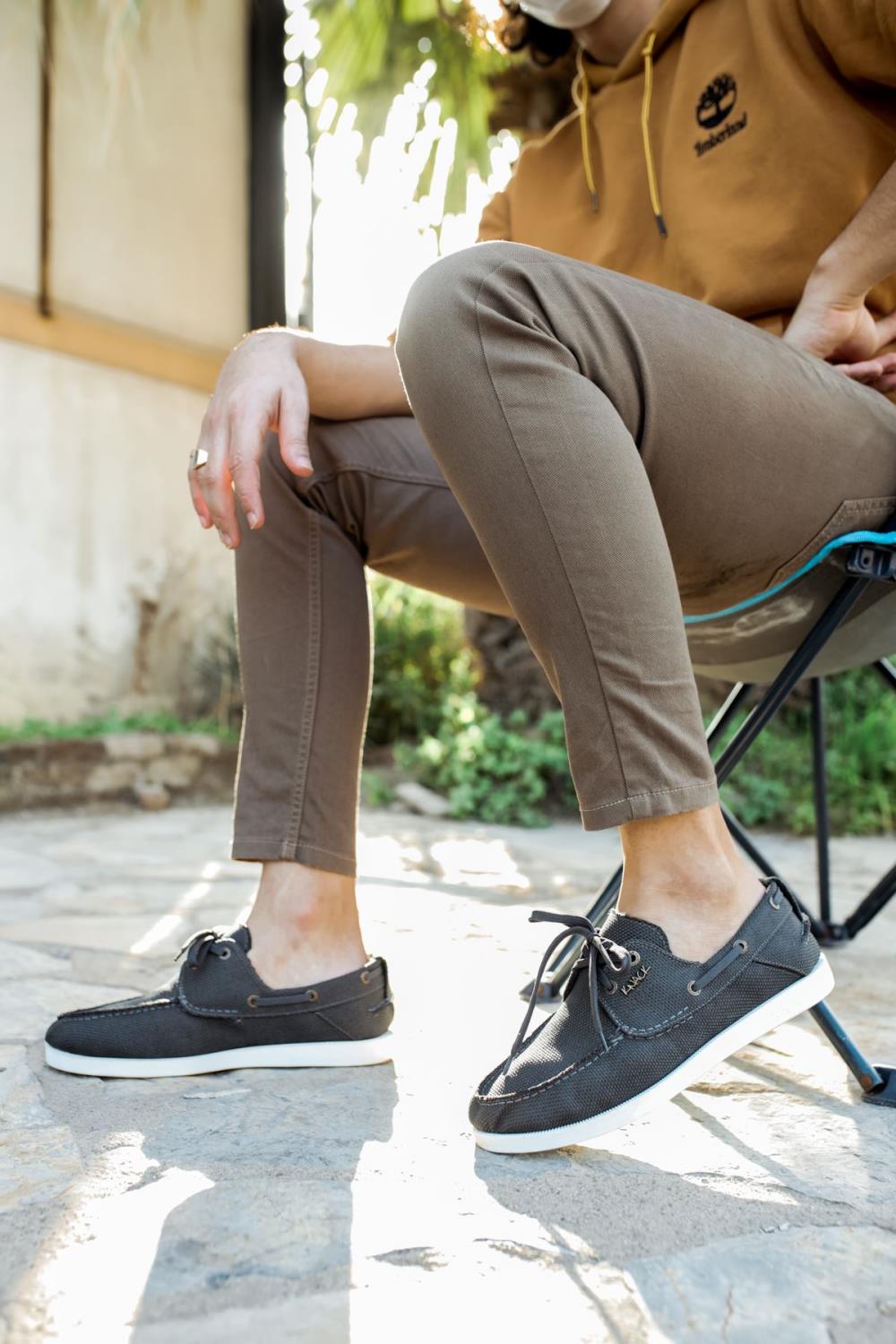 unisex sneakers on fbazaar 1-year warranty