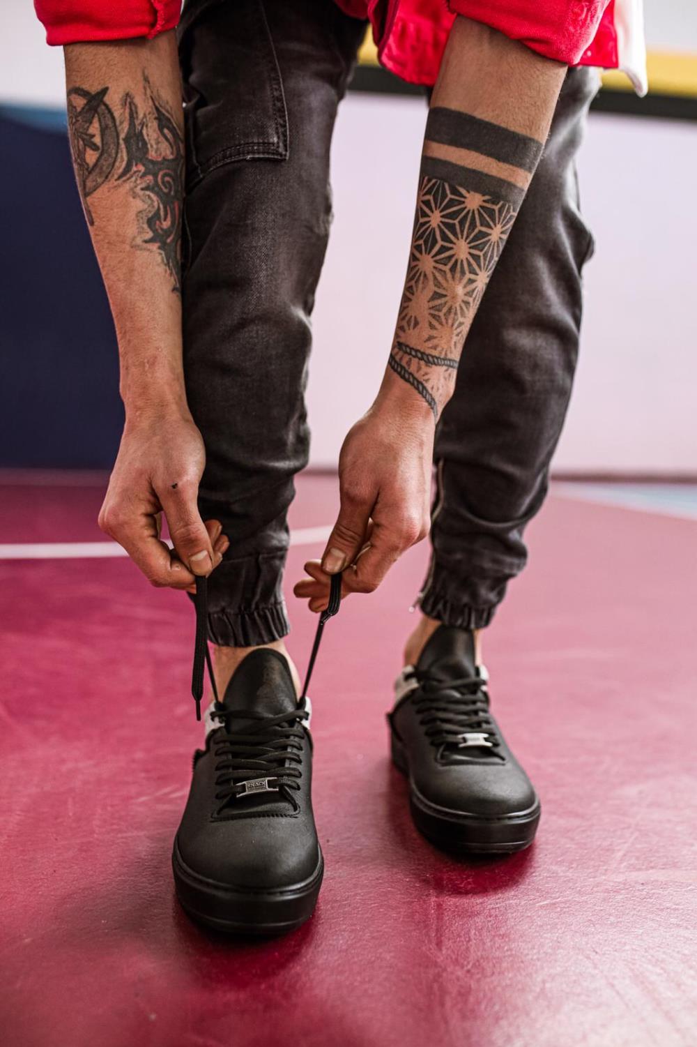 unisex sneakers on fbazaar 1-year warranty