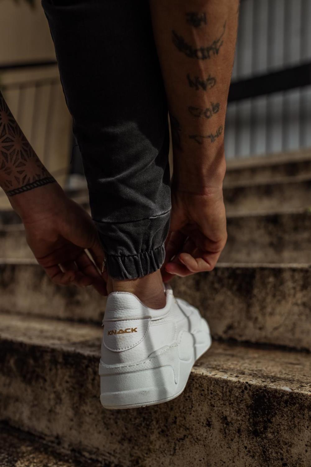 unisex sneakers on fbazaar 1-year warranty